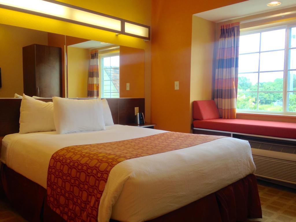 Microtel Inn & Suites By Wyndham University Medical Park Greenville Eksteriør bilde